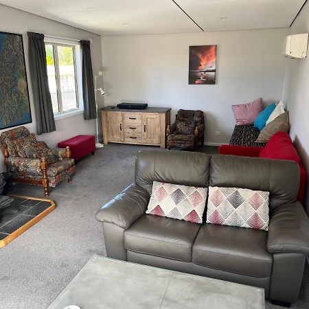 Fergus Hideaway Villa Te Anau Exteriör bild