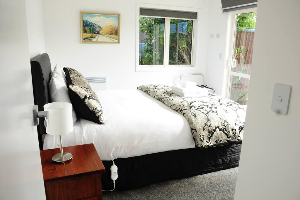 Fergus Hideaway Villa Te Anau Exteriör bild