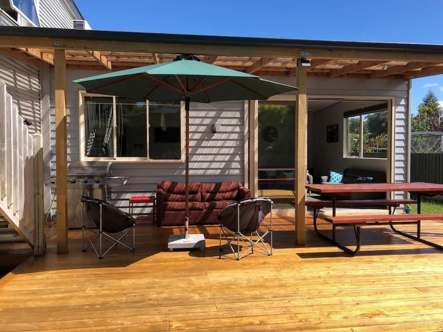 Fergus Hideaway Villa Te Anau Exteriör bild
